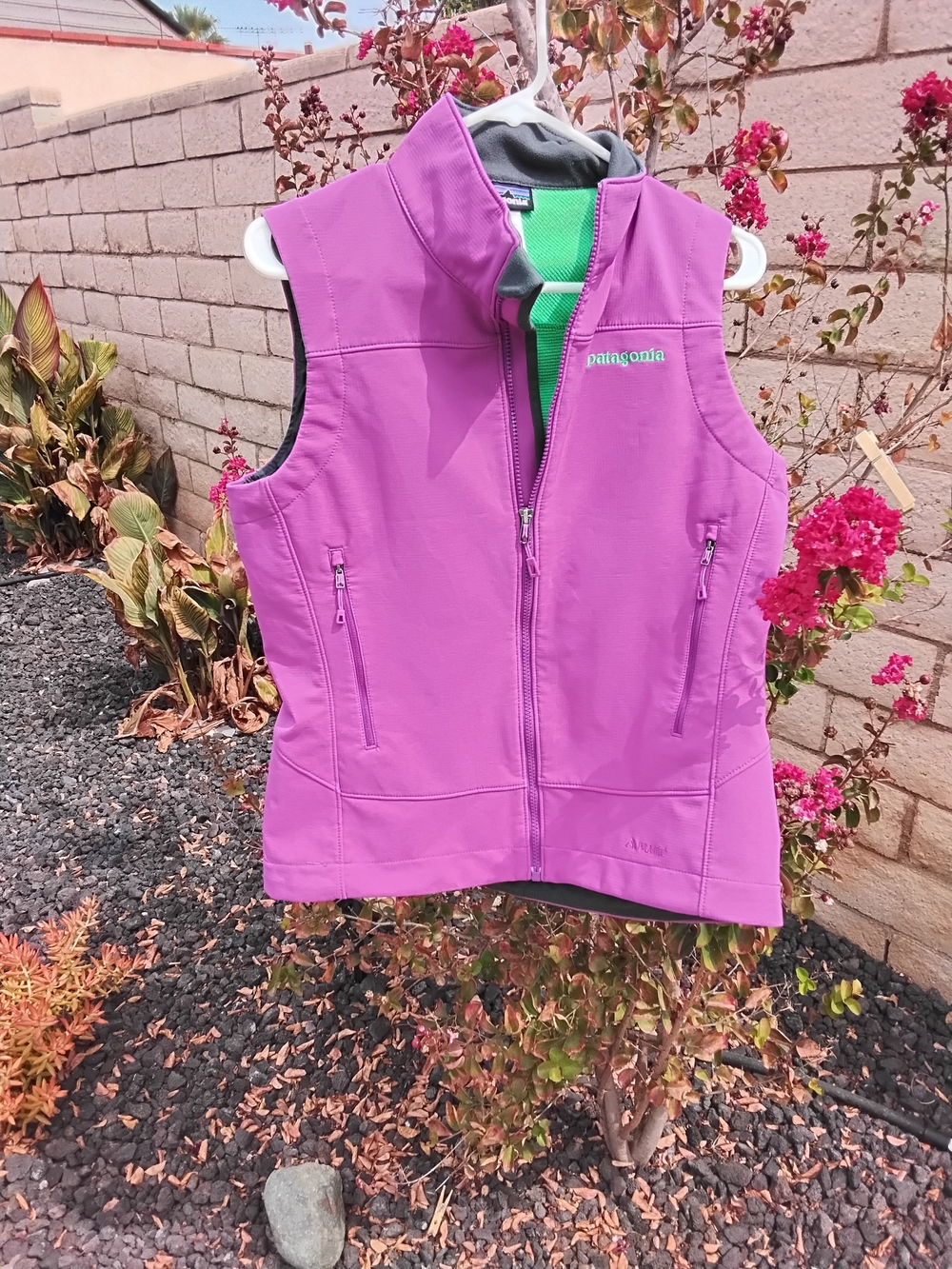 Patagonia Women's Purple Softshell Vest - Size M